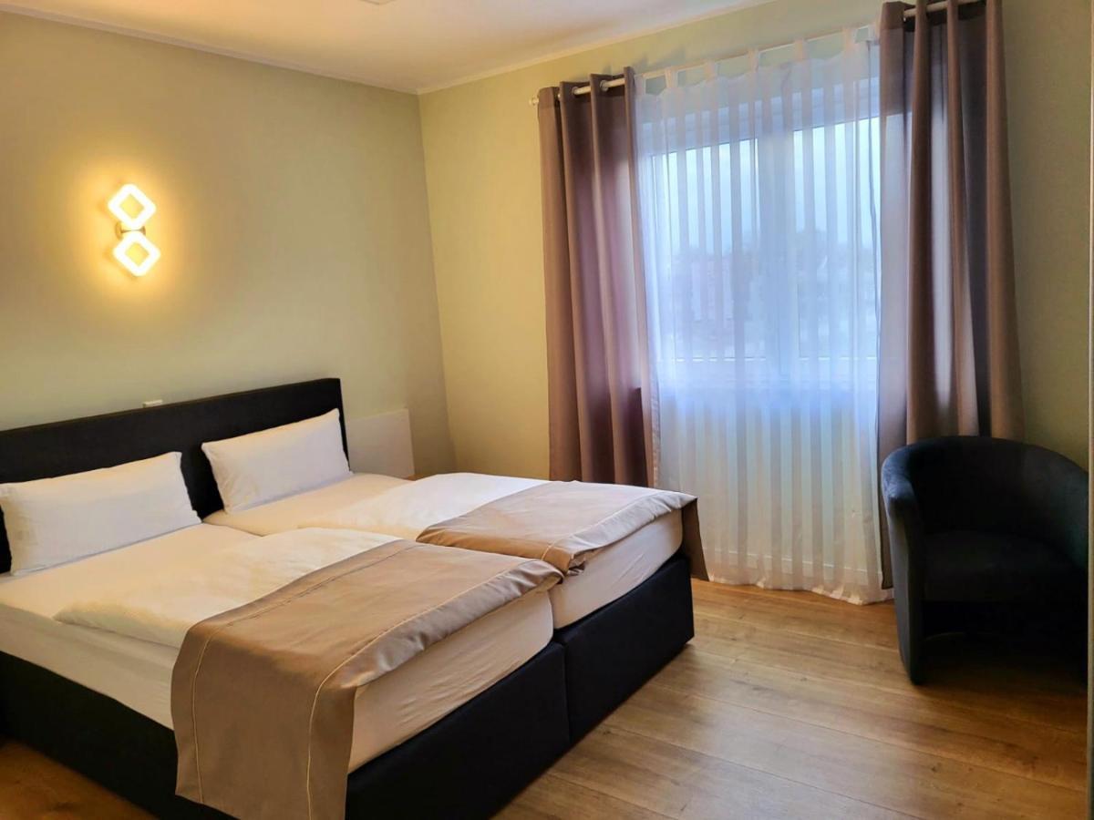 Lutz Motel Paderborn Zewnętrze zdjęcie